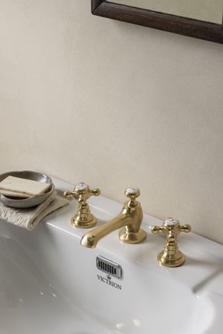 ways to cleans brass taps BC Designs