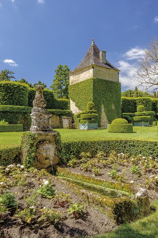 The Gardens of Eyrignac as photographed by Alessio Mei