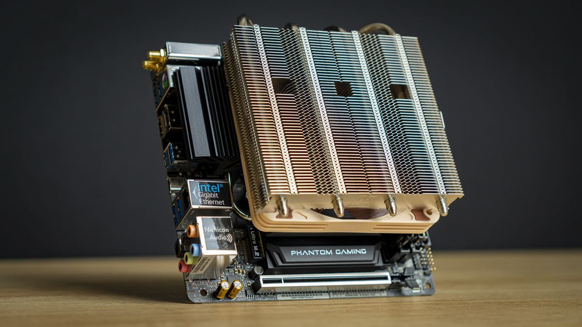 Hardware Installation - Louqe Raw S1 Review: the Future of Minimal