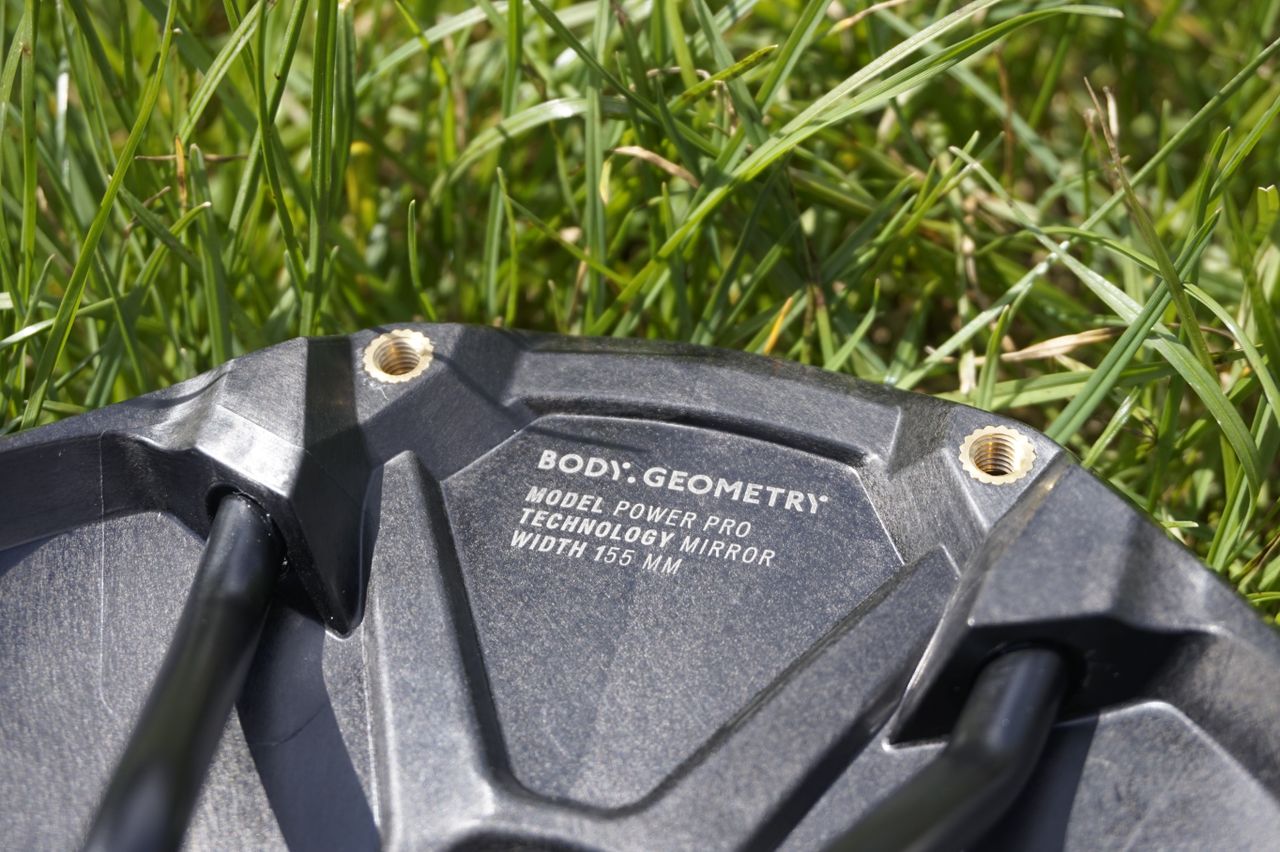 Underside of the Specialized Power Pro with Mirror Technology