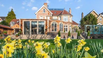  An impressive Victorian villa set within the grounds of Eltham Palace, London, offers over £6,500,000