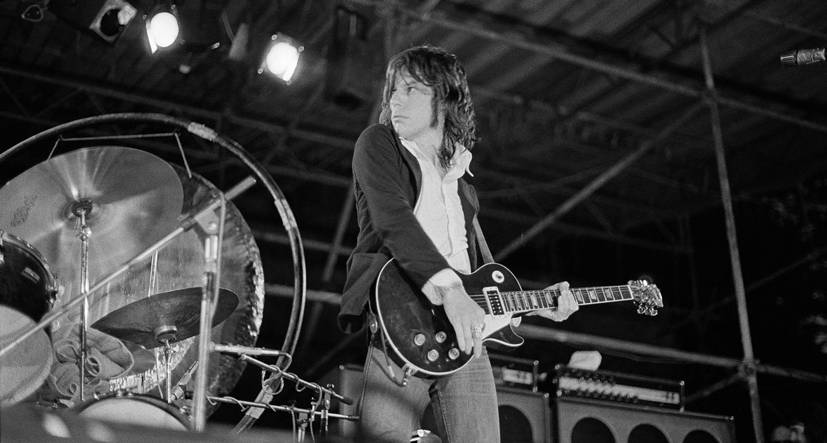 Jeff Beck looks plays his 1954/72 Oxblood Les Paul onstage in London, 1972