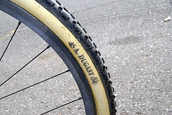 Big, fat 45mm-wide Dugast tubulars fought hard for grip in Michigan's sandy terrain.
