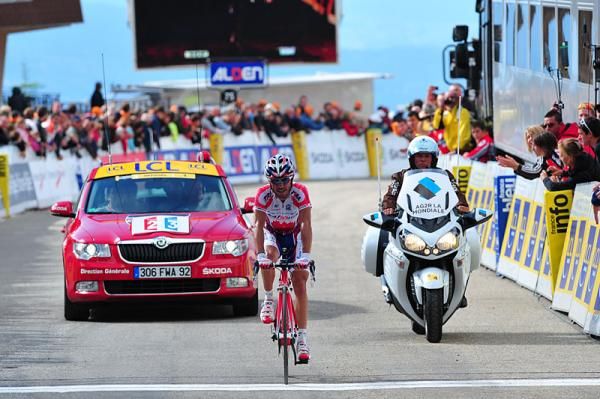 Joaquim Rodriguez (Katusha) crosses the line