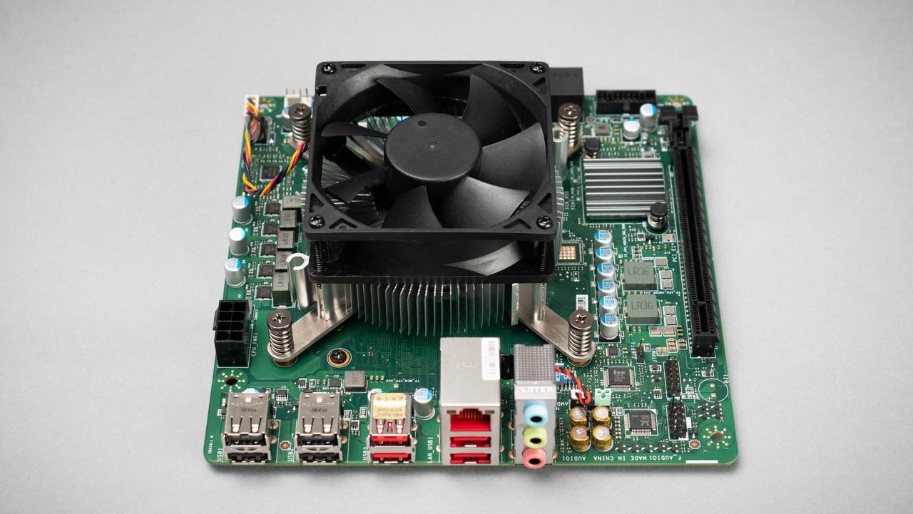 AMD 4700S Desktop Kit