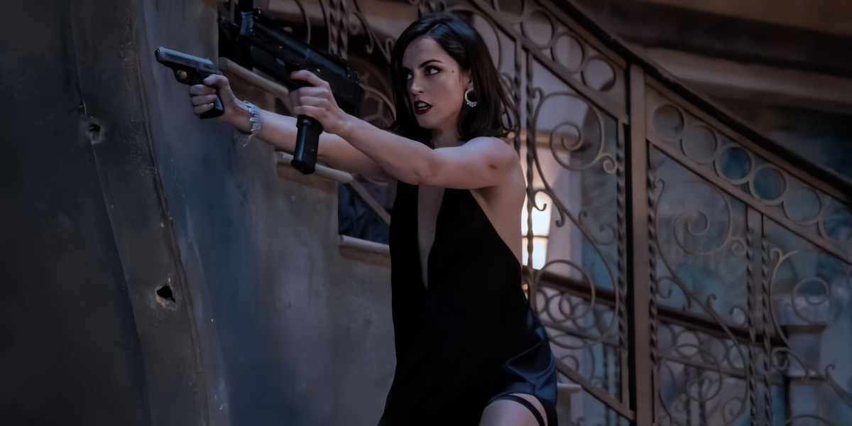 After Revealing New Action Training Routine, Bond Girl Ana De