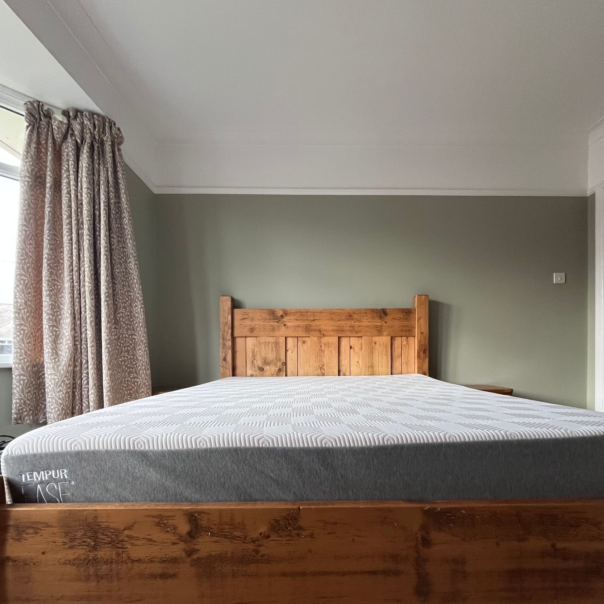 Tempur Ease 20cm on bed frame