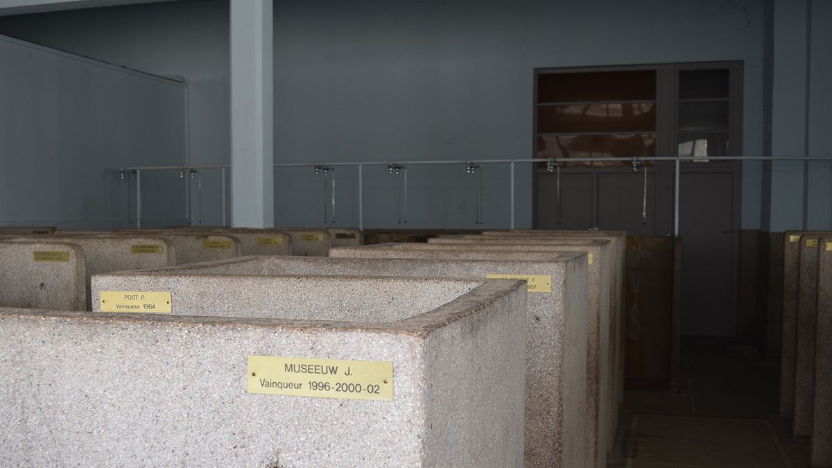 A look inside the famous showers at Roubaix's velodrome