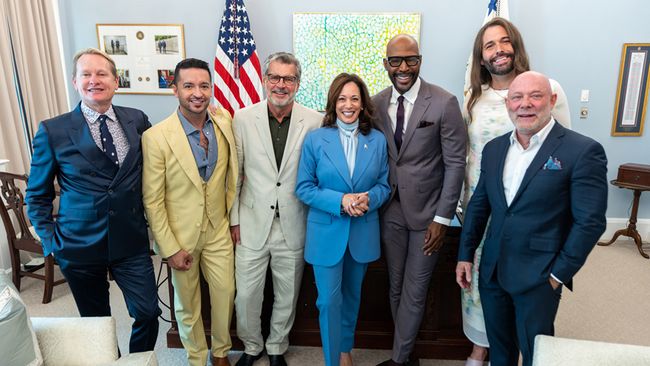 Creators and cast members from Netflix&rsquo;s Queer Eye visited the White House to commemorate 20 years of the series (l. to r.): Carson Kressley, Jai Rodriguez, Michael Williams, Vice President Kamala Harris, Karamo Brown, Jonathan Van Ness and David Collins.