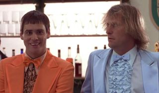 Dumb and Dumber Jim Carrey and Jeff Daniels sit at the bar