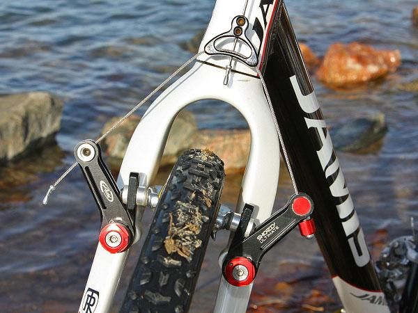 Anthony says the current Avid Shorty Ultimate prototypes are so powerful that he has to detune them by running an extra-high straddle position.