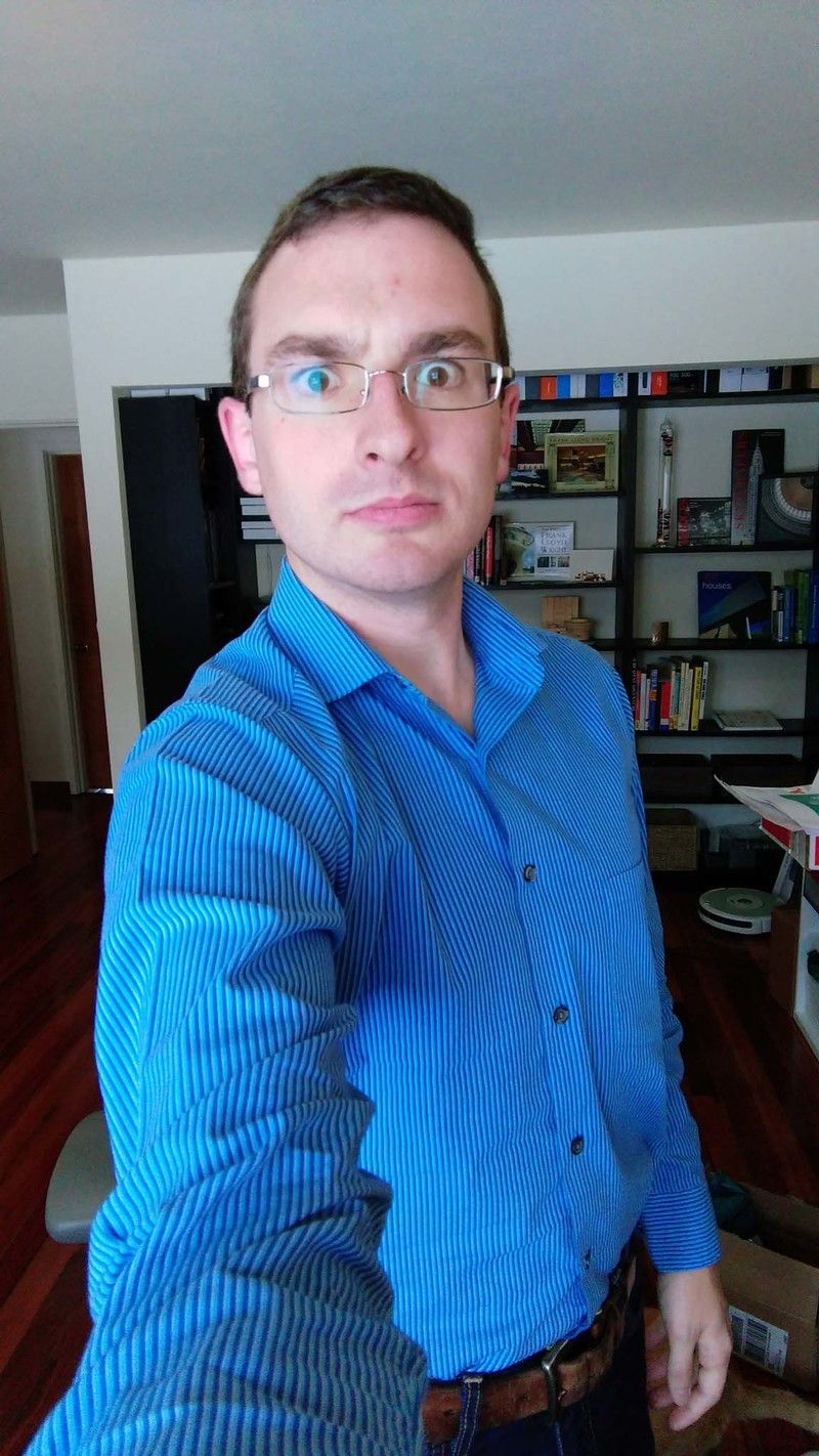 HTC Desire Eye front camera sample