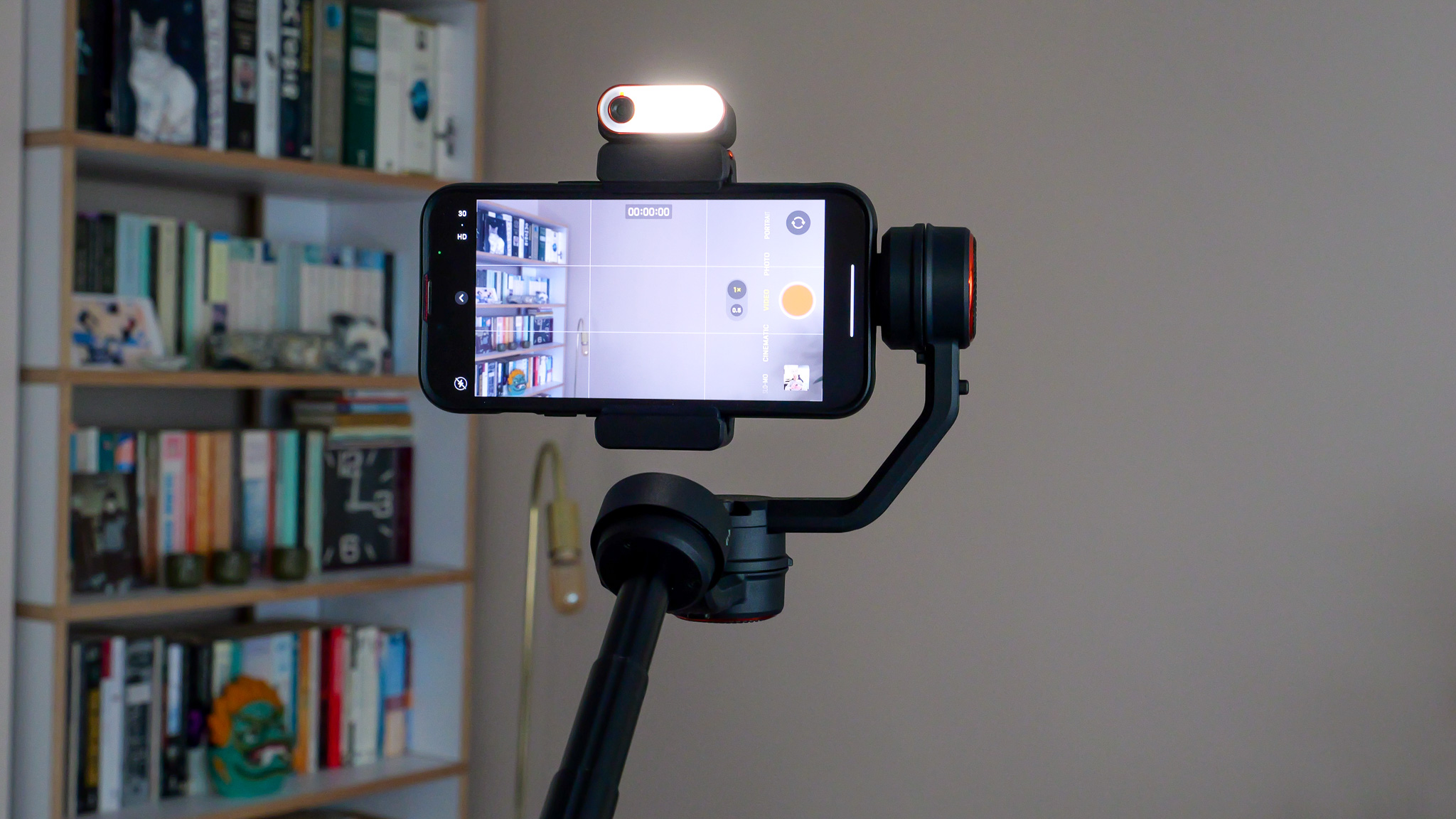 Hohem iSteady M7 smartphone stabilizer