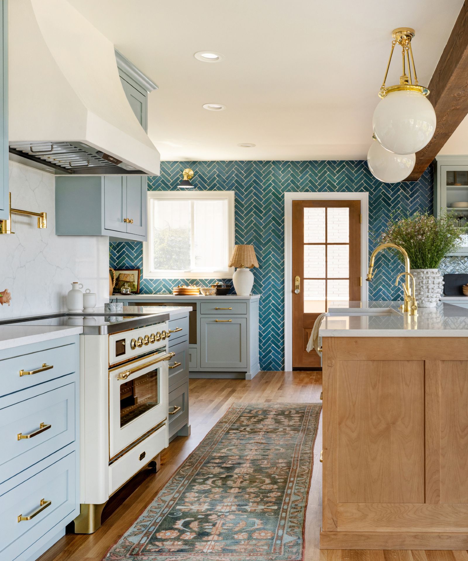 Feng Shui Blue Kitchen