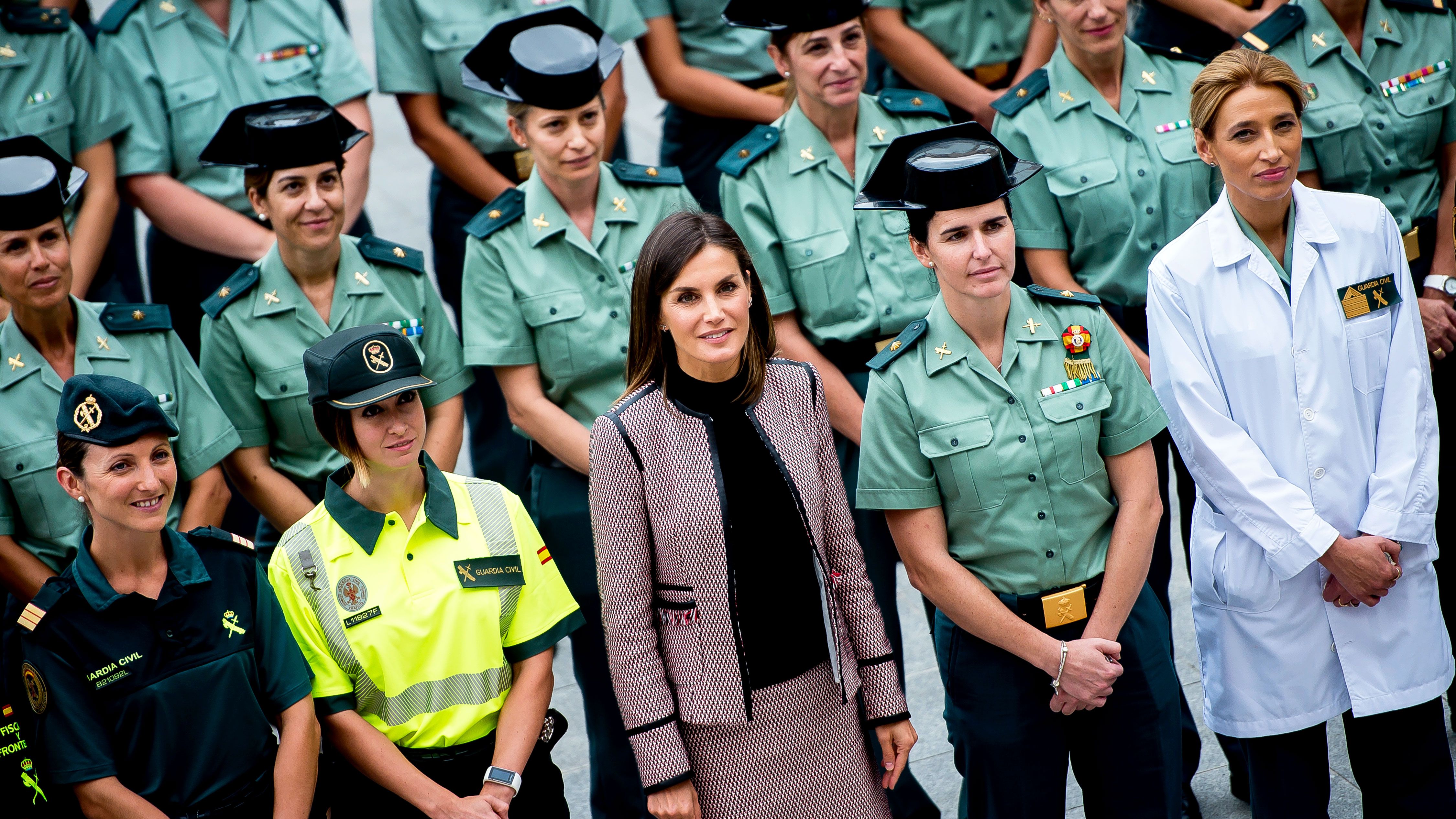 People, Uniform, Team, Crew, Event, Official, Military uniform, Military person, Police officer, Military,
