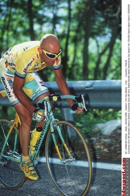 Marco Pantani at the 1998 Giro d'Italia, which he would win overall.