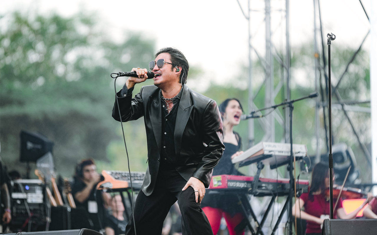 Defying Decay on stage at Rock Alarm