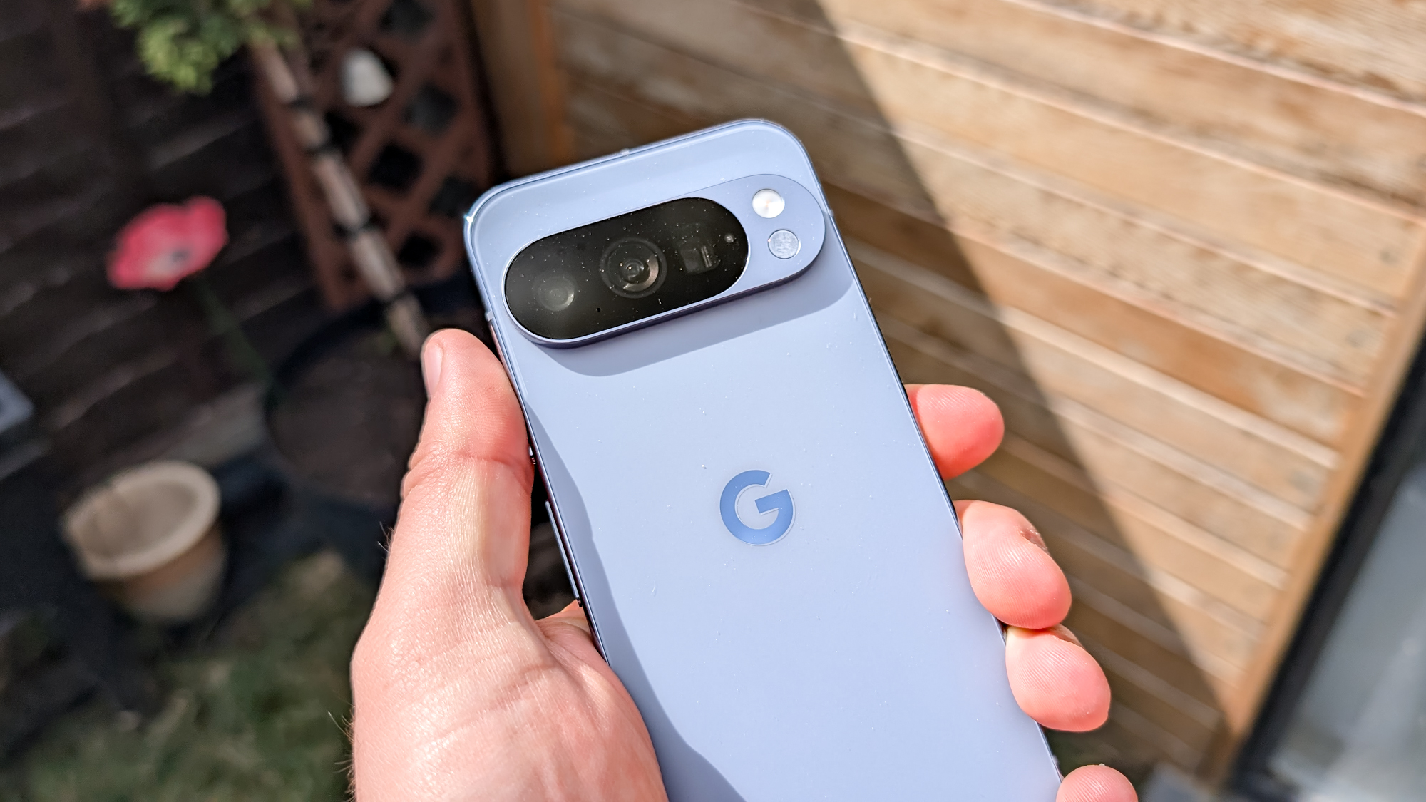 Google Pixel 10 pro moonstone review images