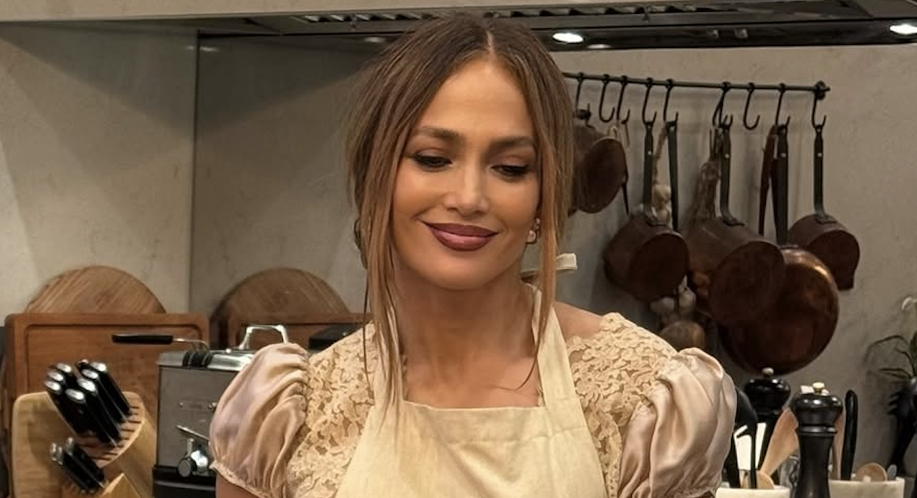jennifer lopez wears a silk dress for thanksgiving 2025