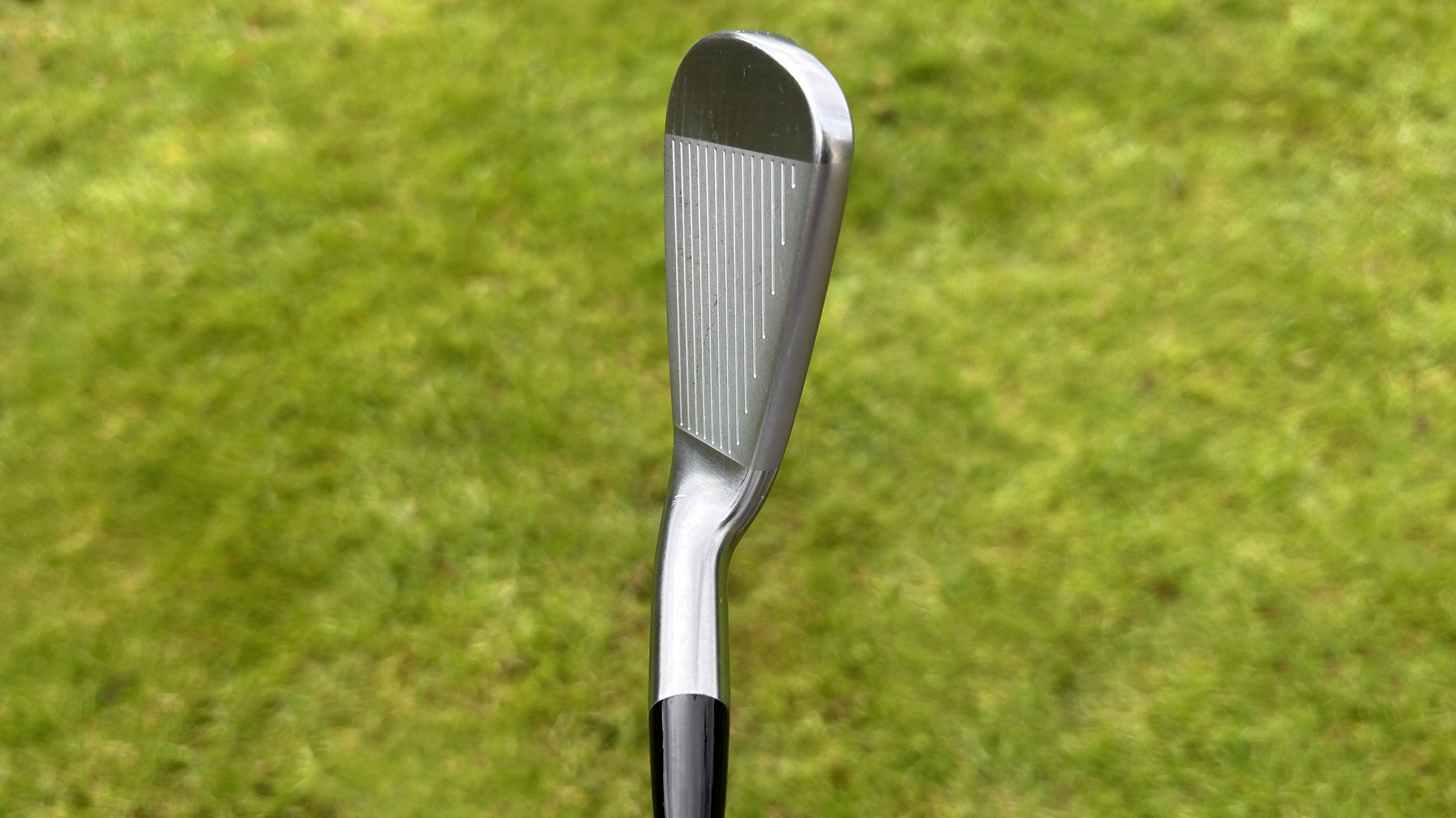 Photo of the Cobra 3DP X iron at address