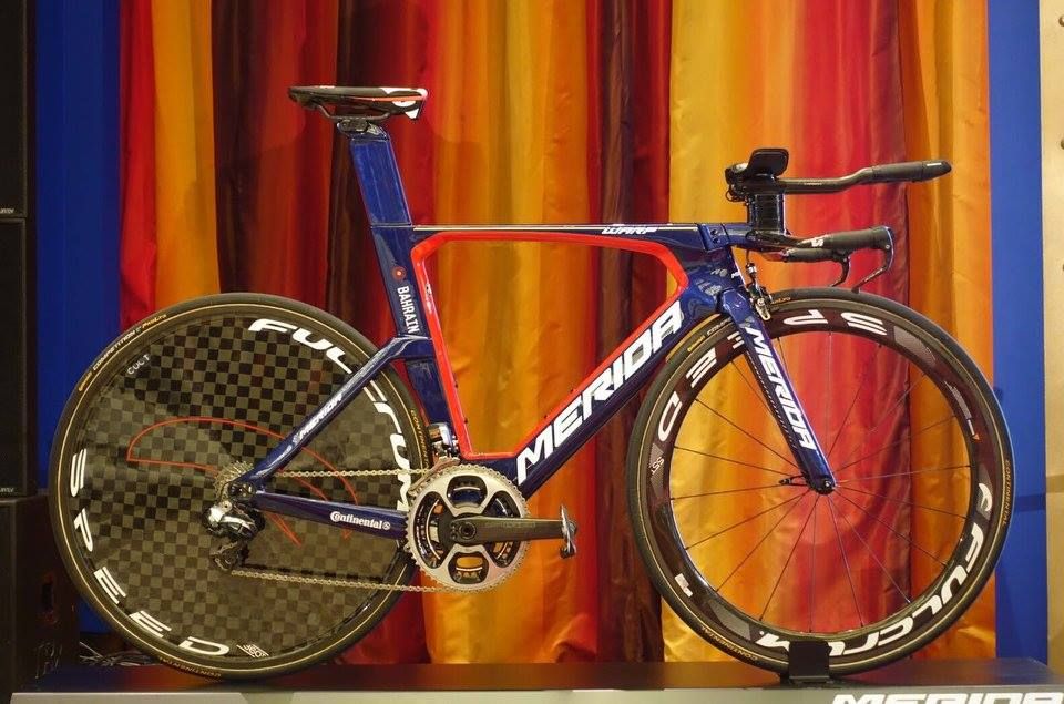 The Merida Warp time trial bike on display