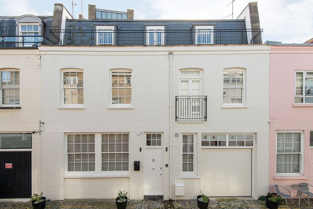 House for sale with an indoor gym: Princes Gate Mews, Knightsbridge