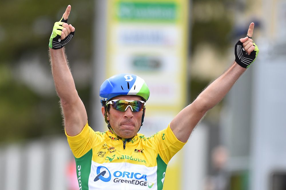Albasini salutes the stage 3 win.