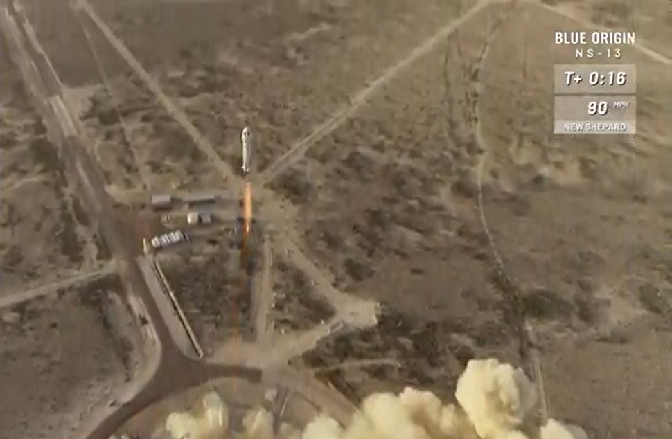 Blue Origin's New Shepard rocket aces record 7th launch, landing in test flight