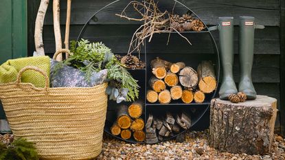 log store ideas: small log store with sections