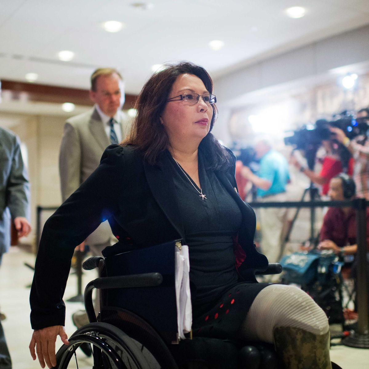 Tammy Duckworth Wins U.S. Senate Seat - 6 Things To Know About Tammy ...