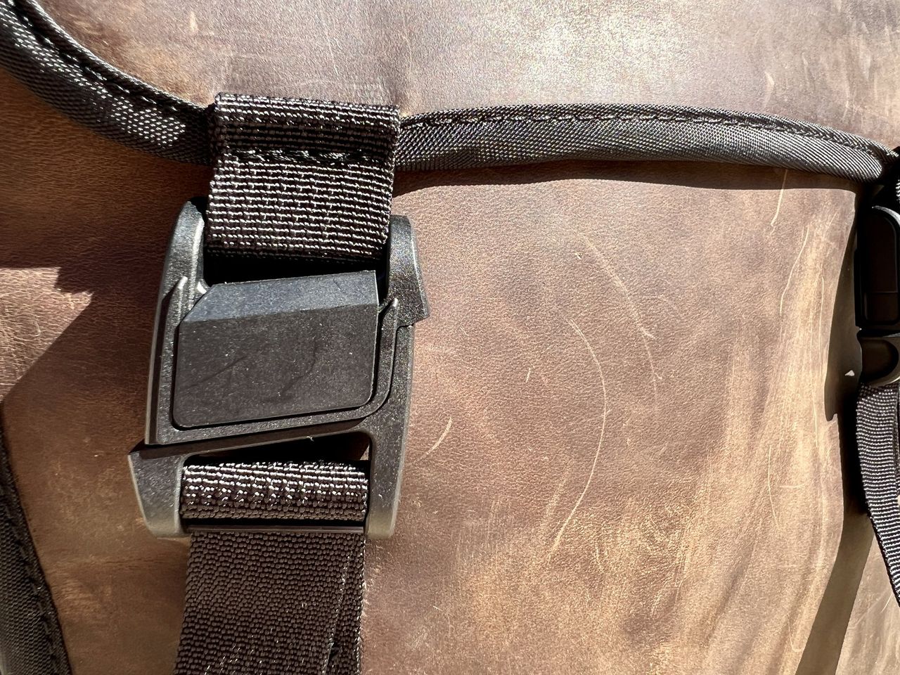 Waterfield Designs Tuck Backpack Clasp