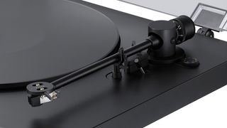 Rega Planar 1 vs Sony PS-HX500: close-up of Sony PS-HX500 tonearm