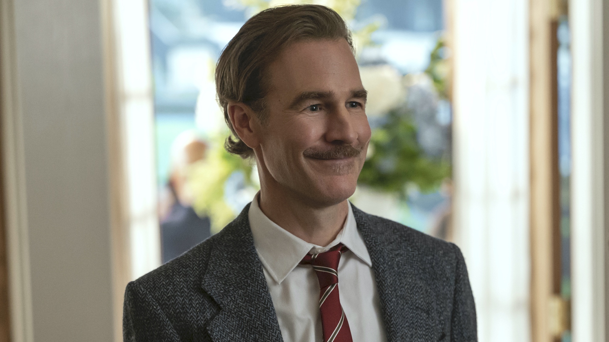 Dean Wilson (James Van Der Beek) in ELLE. 