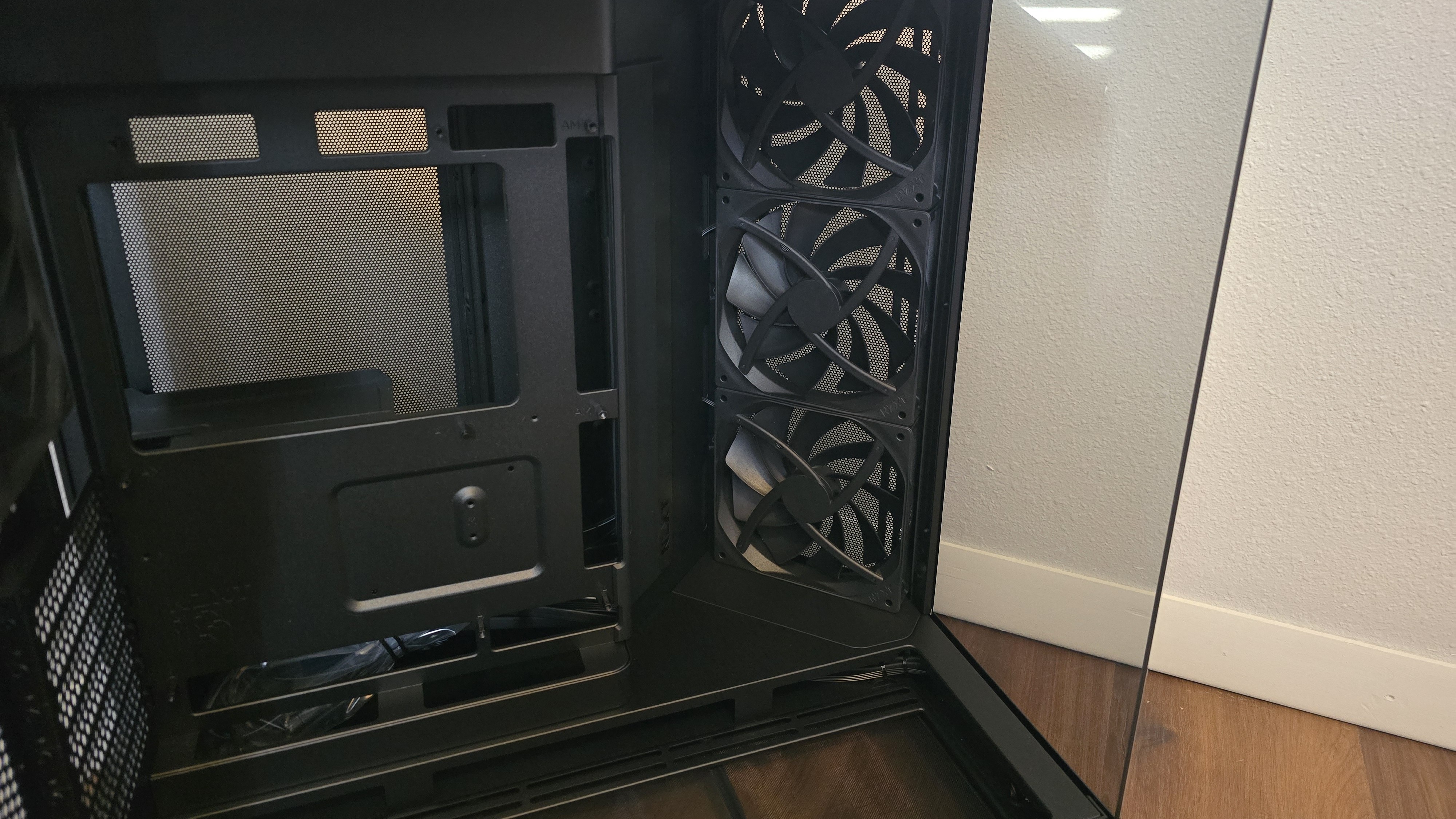 NZXT H9 Flow (2025) Case