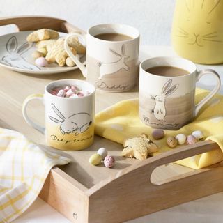 wooden tray with bunny mugs