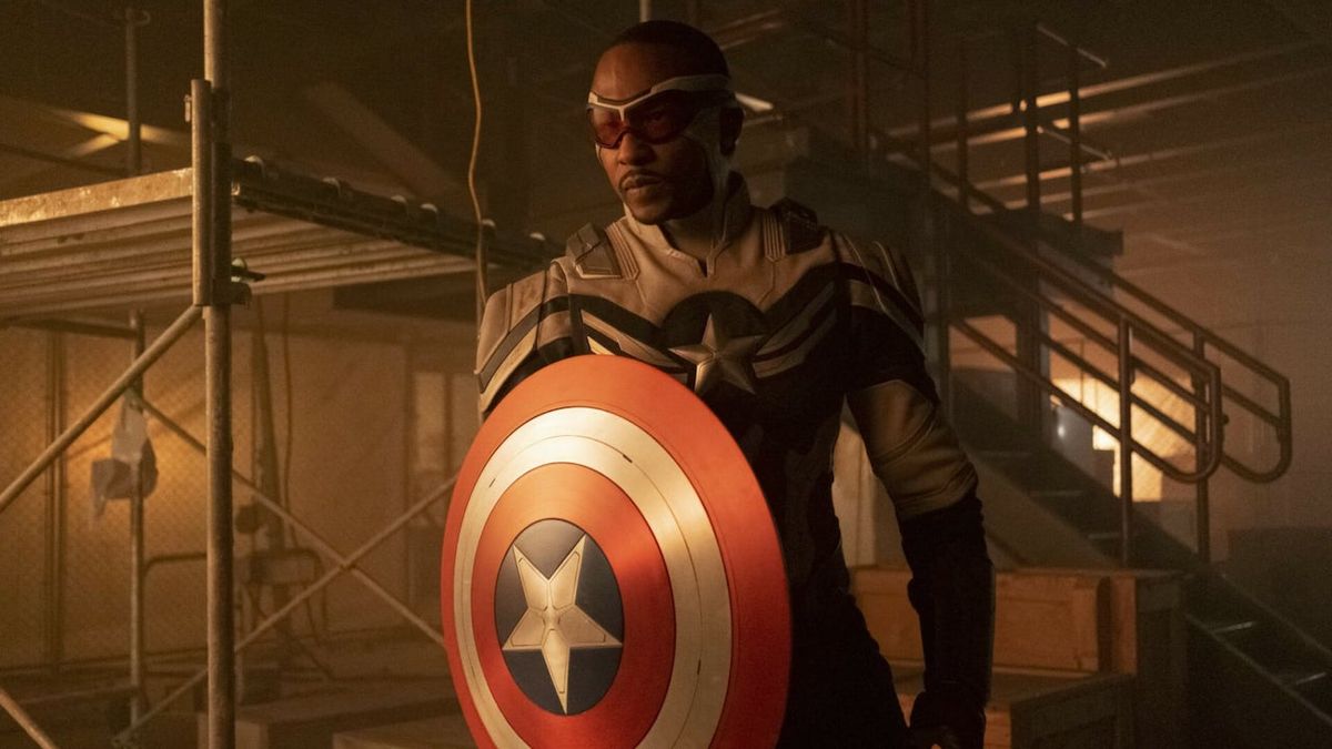 Anthony Mackie&#039;s Sam Wilson suited up as new Captain America