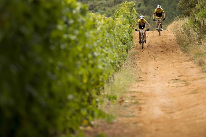 Christoph Sauser &amp; Jaroslav Kulhavy of Burry Stander-Songo on their way to victory