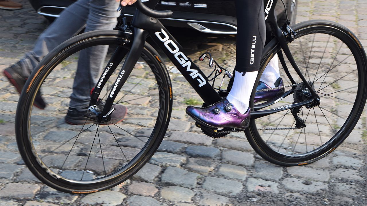 Team Sky's Christian Knees was wearing Lake shoes with a special finish