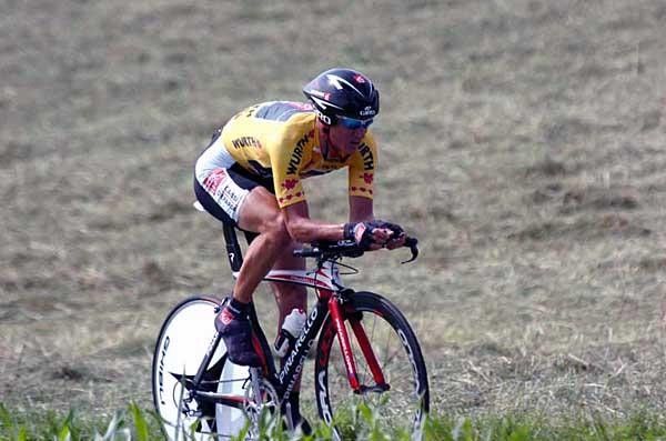 Vladimir Efimkin (Caisse d'Epargne) did not have his best day and slipped six places in the overall