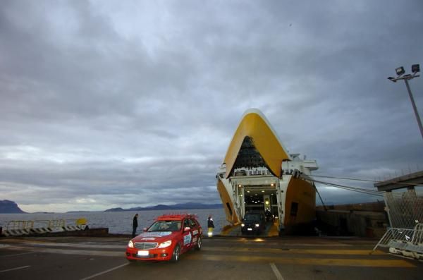 Aqua &amp; Sapone make their way off the ferry.
