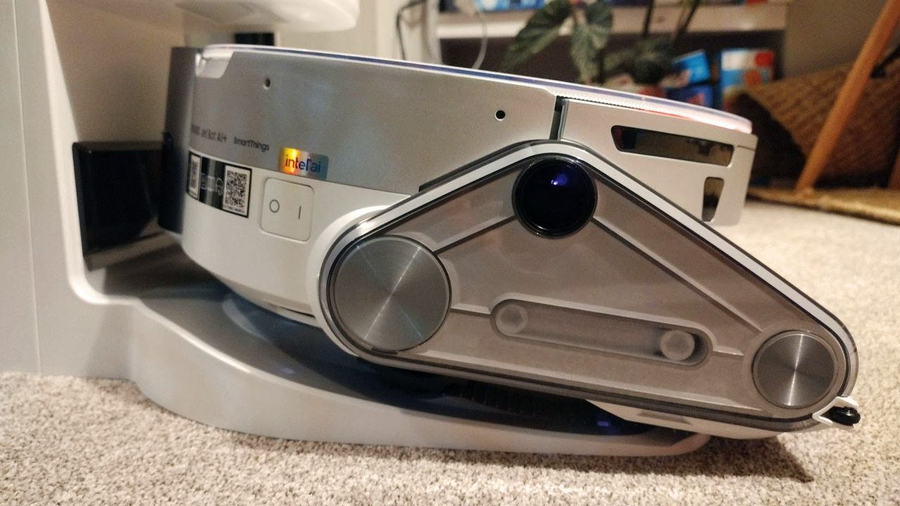 Samsung Jet Bot AI+ being tested in writer's home