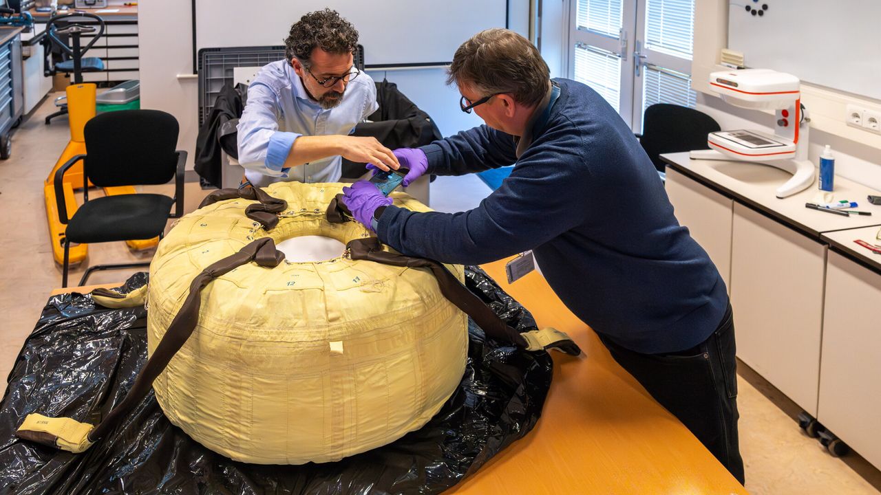 10 Fascinating Facts About the Donut-Shaped Parachute Headed to Mars