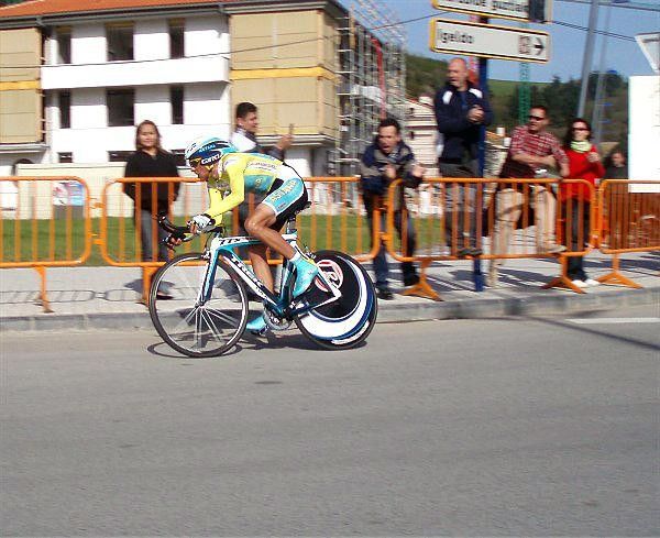Alberto Contador (Astana) took another victory over Australian Cadel Evans.