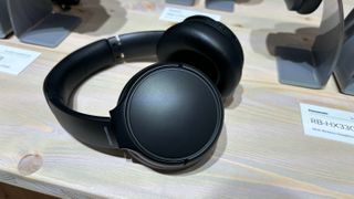 Panasonic RB-M600B headphones in black