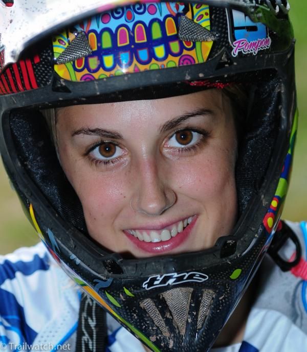 Colorful Miriam Nicole (Riding Addiction Commencal)