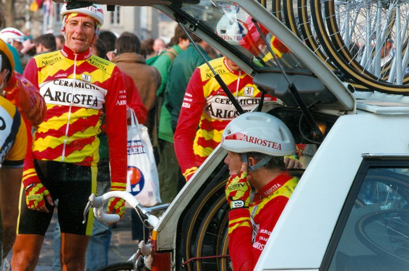 The Ariostea team prepare for the 1990 Roubaix