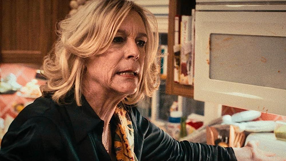 jamie lee curtis the bear season 2