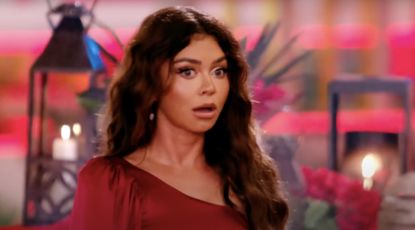 Sarah Hyland on Love Island USA