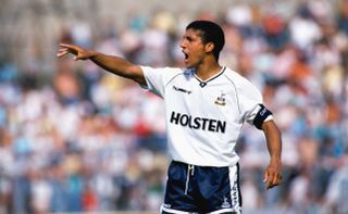 Chris Hughton in action for Tottenham, circa 1989.