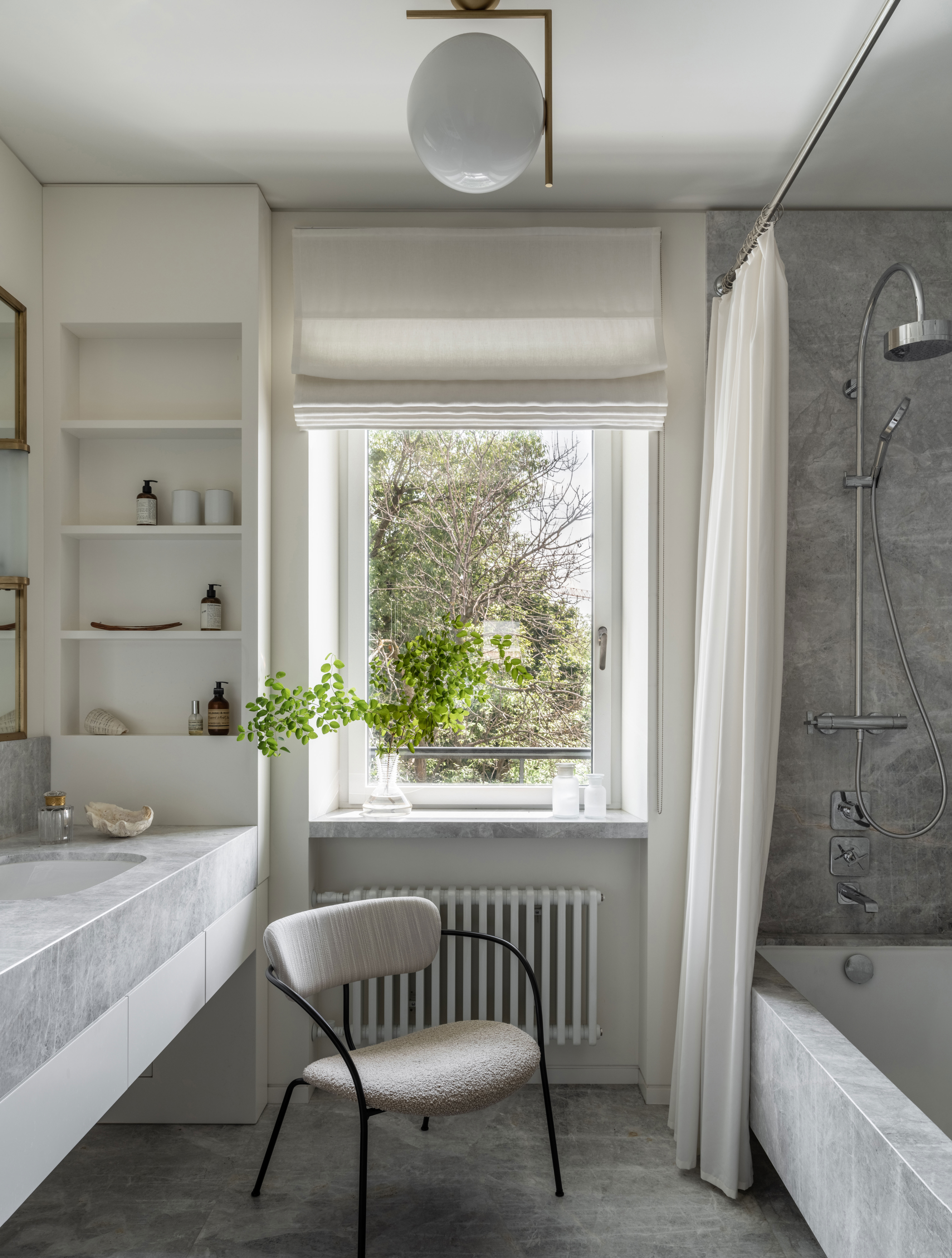 14 Grey Bathroom Ideas Modern Ways To, Grey Bathtub What Color For Walls
